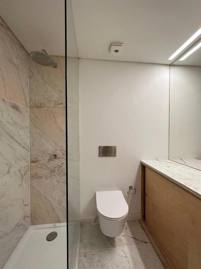 Quarto Com Varanda Na Rua Dos Douradores Lisboa 外观 照片